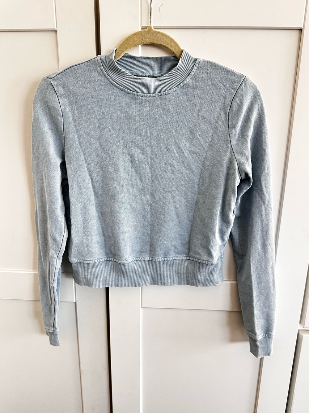 Love Fire Blue Washed Cropped Sweatshirt XS Waist Length